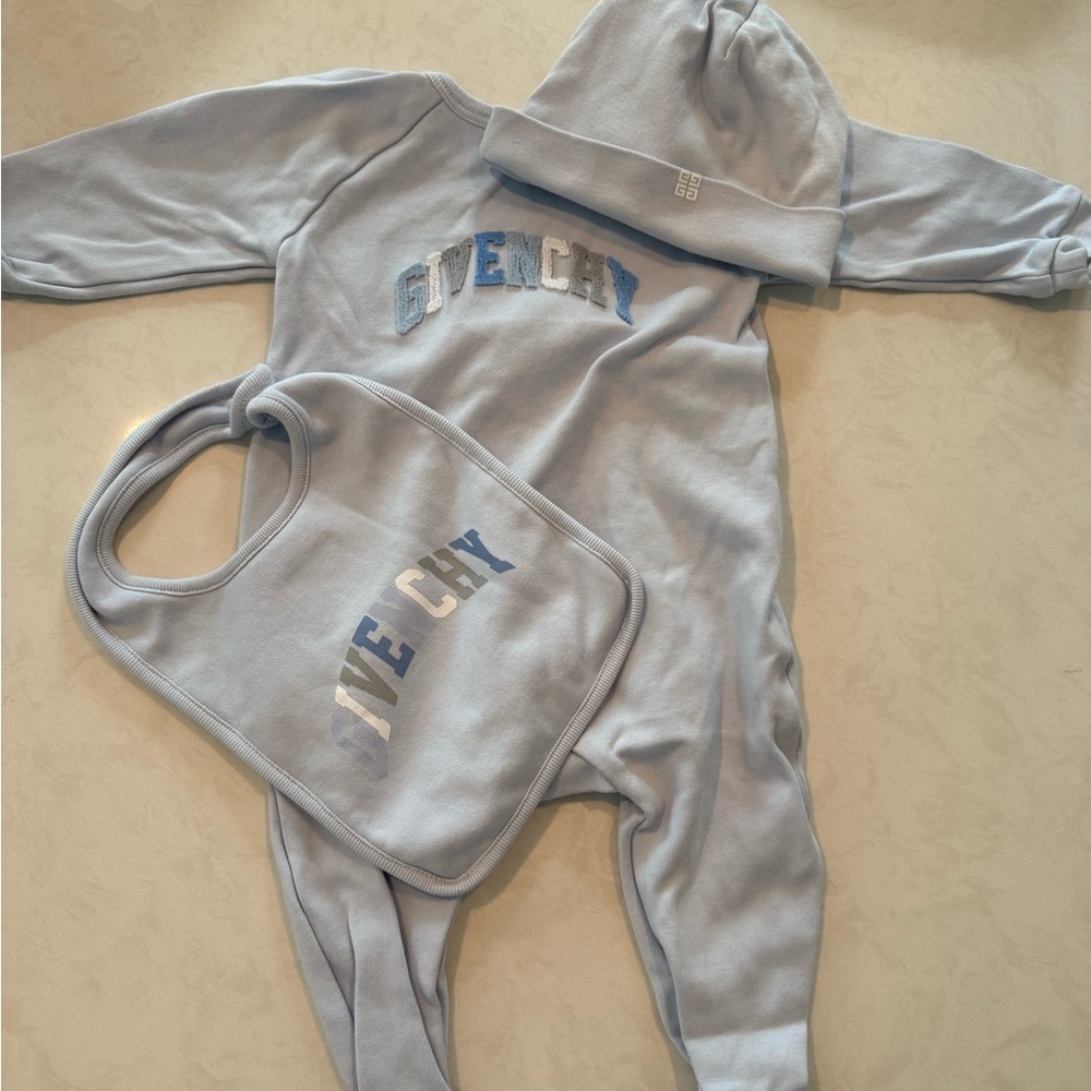 Baby Givenchy onesie set with matching bib and hat - never worn